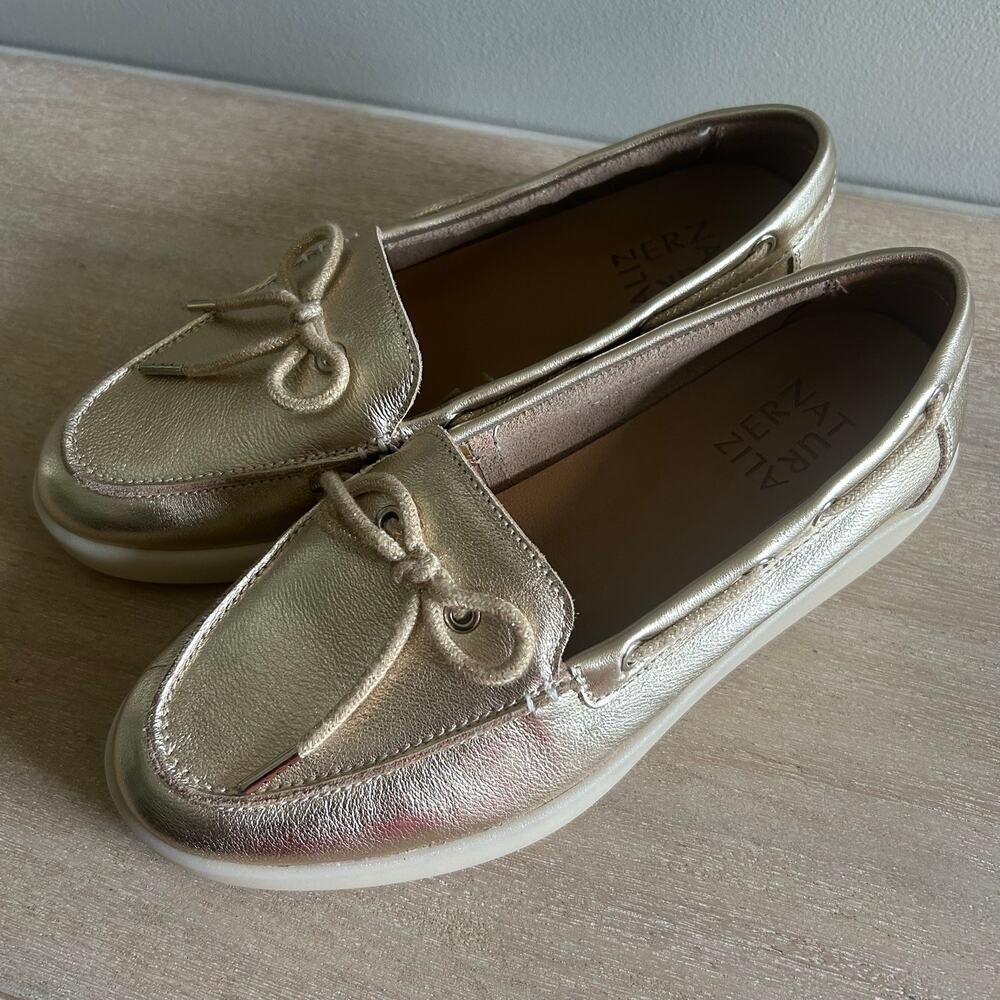 Naturalizer gold preppy boat loafers